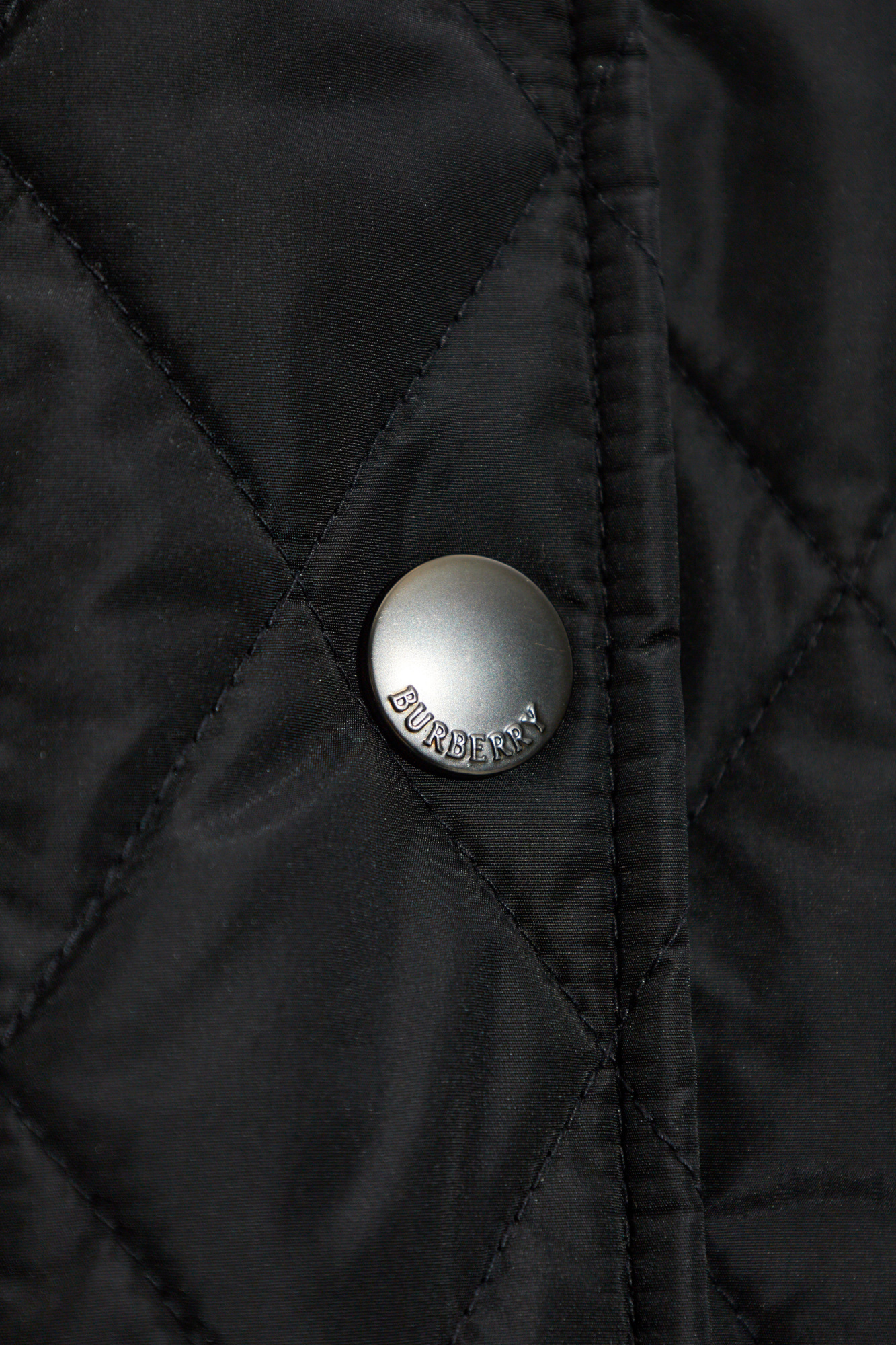 【関税込み】BURBERRY Pembroke' jacket Burberry Pembroke Quilted Hooded Parka | Neiman Marcus